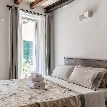 Casa Del Cortiletto * Como