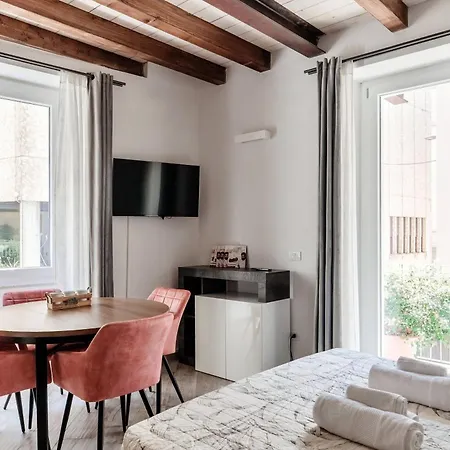 Apartamento Casa Del Cortiletto Como